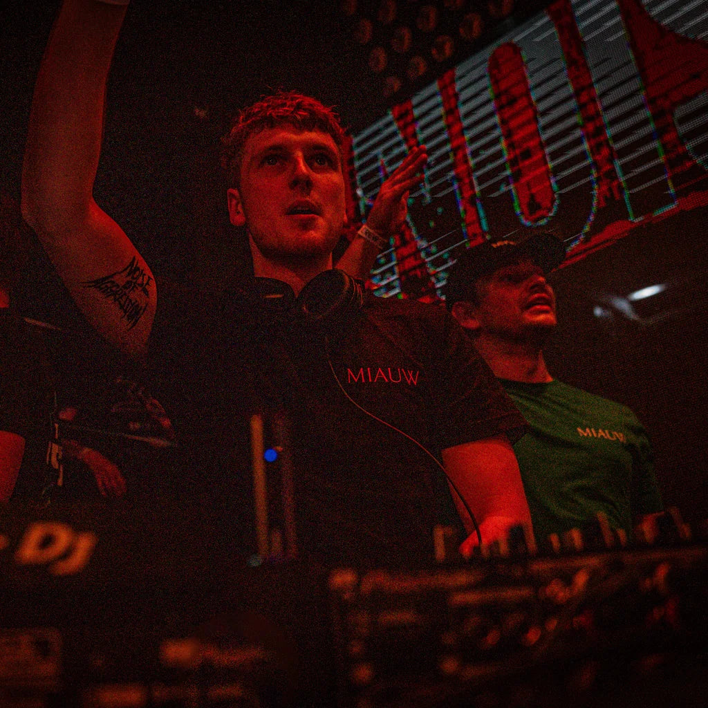 SNIVV noise of aggression dj miauw t-shirt festival